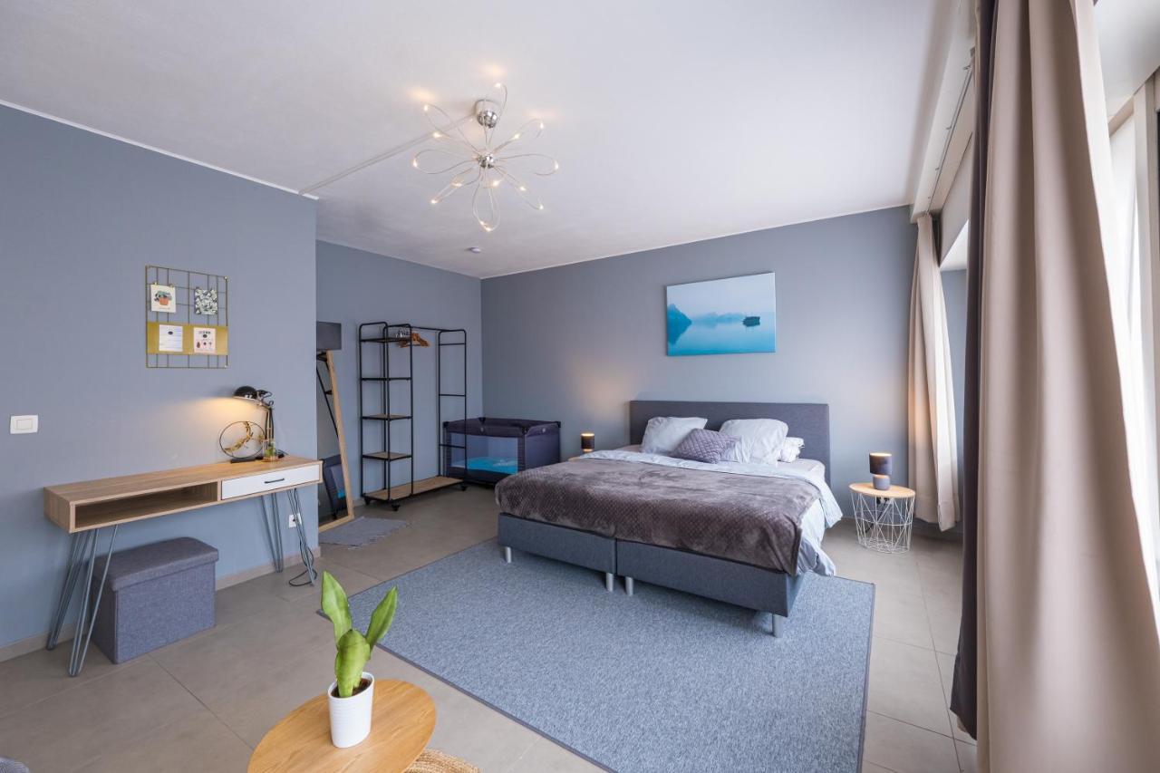 Family Appartement 'Marieo' With Game Room And Outdoor Facilities Gistel Luaran gambar
