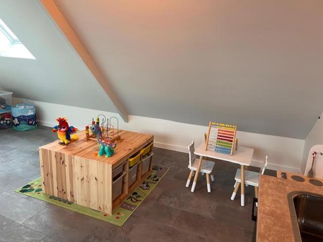 Family Appartement 'Marieo' With Game Room And Outdoor Facilities Gistel Luaran gambar